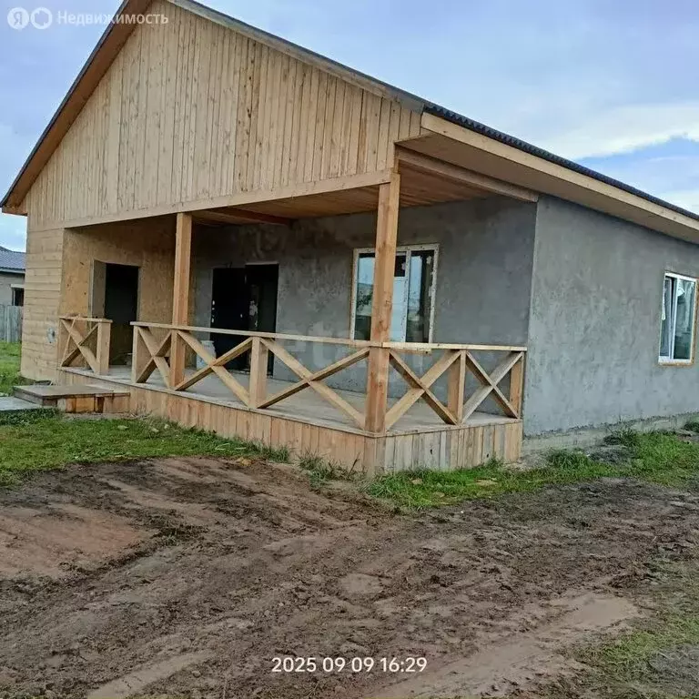 Дом в Усть-Абаканский район, деревня Чапаево, Благодатная улица (96.8 ... - Фото 1