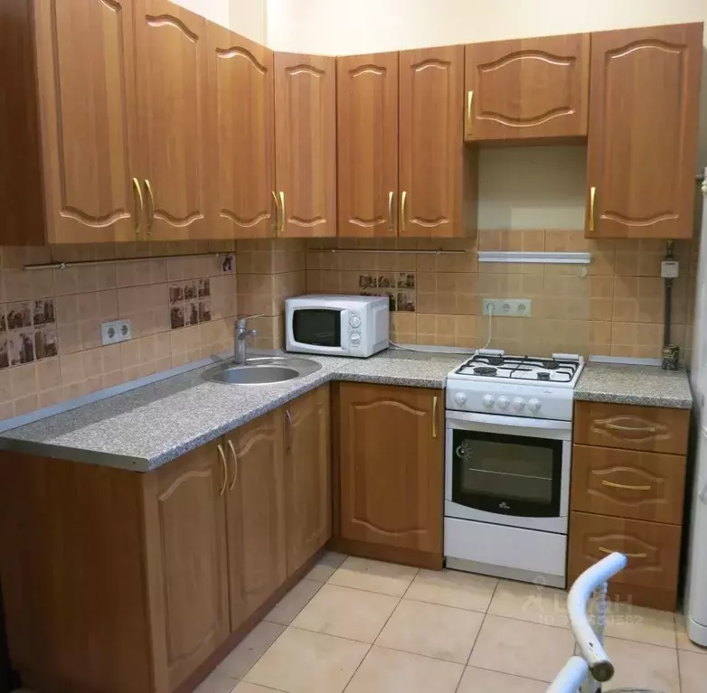 2-к кв. Омская область, Омск просп. Карла Маркса, 10 (57.0 м) - Фото 1