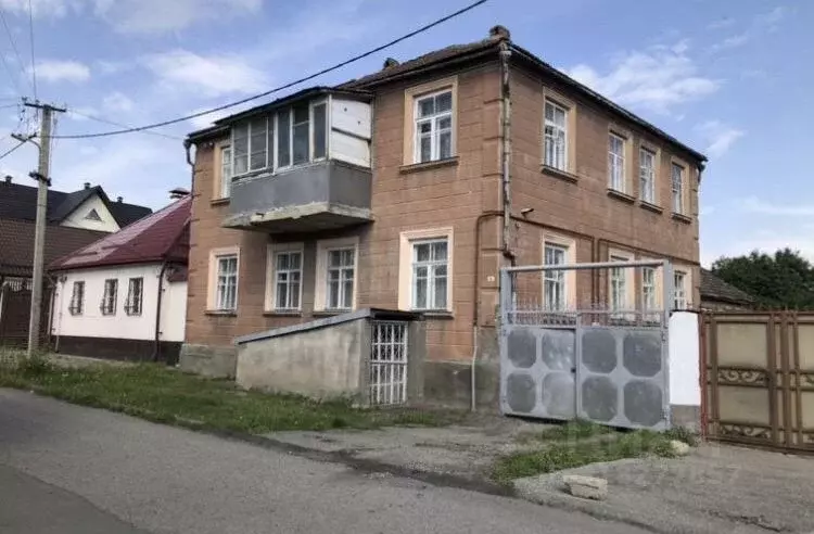 Дом в Кабардино-Балкария, Нальчик Крестьянская ул., 33 (250 м) - Фото 0