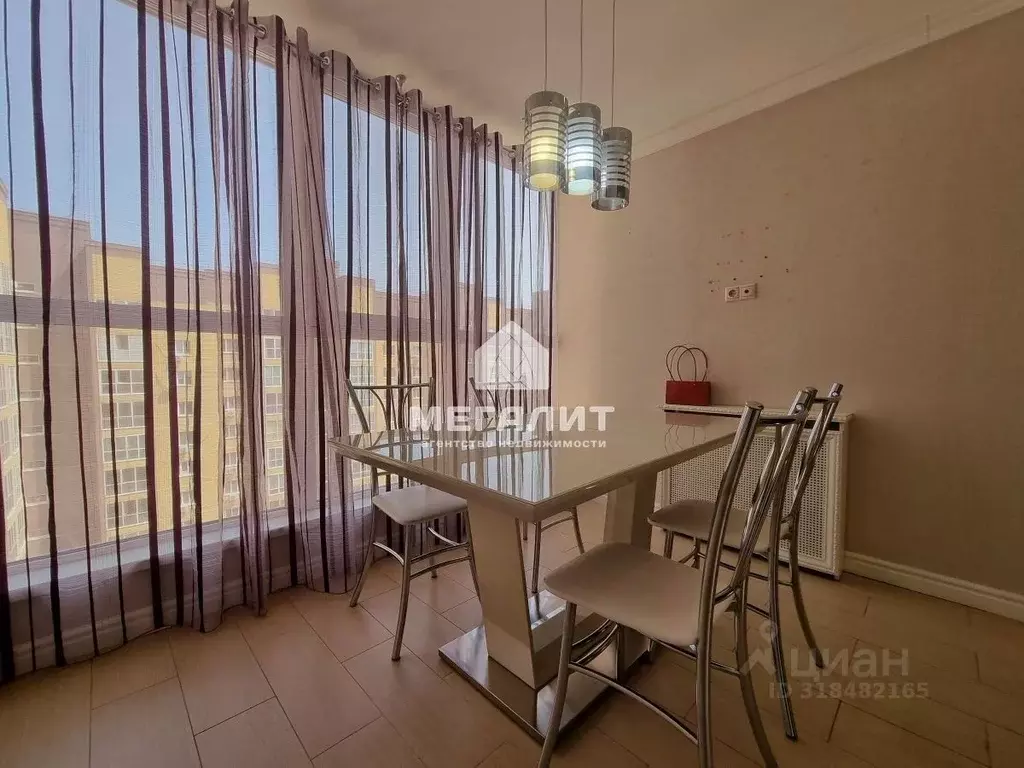 3-к кв. Татарстан, Казань ул. Салиха Батыева, 17 (100.0 м) - Фото 1