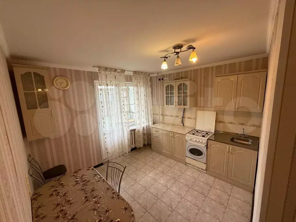 1-к. квартира, 40 м, 3/5 эт. - Фото 0