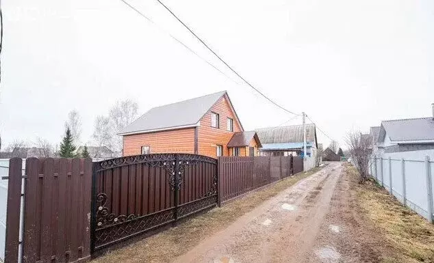 Дом в село Акбердино, Центральная улица, 8 (137 м) - Фото 2