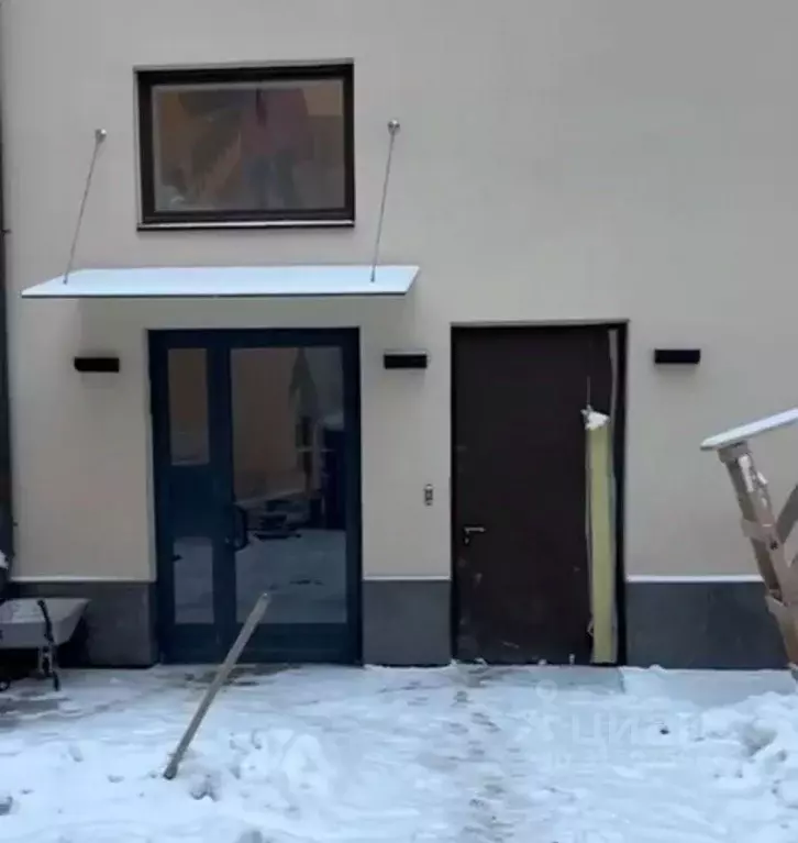Помещение свободного назначения в Санкт-Петербург просп. Малый ... - Фото 1