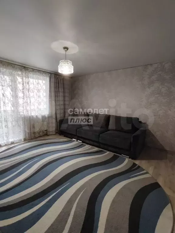 2-к. квартира, 56 м, 1/9 эт. - Фото 1