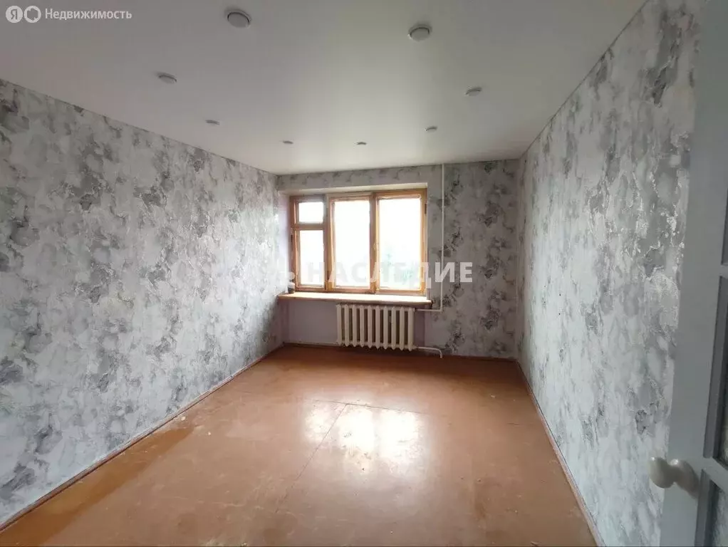 3-комнатная квартира: Белая Калитва, Вокзальная улица, 385 (66.3 м) - Фото 0