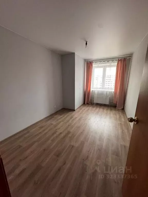 3-к кв. Красноярский край, Красноярск ул. 40 лет Победы, 37 (73.0 м) - Фото 2