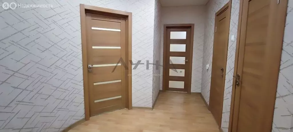 3-комнатная квартира: Набережные Челны, улица 40 лет Победы, 33Б (85.3 ... - Фото 2