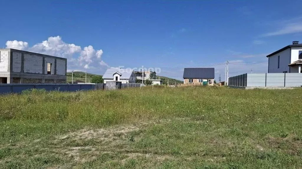 Участок в Крым, Феодосия ул. Челнокова (6.0 сот.) - Фото 1