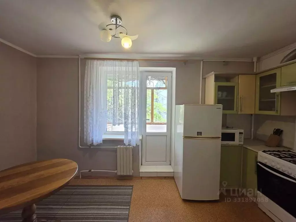 2-к кв. Севастополь просп. Генерала Острякова, 217 (62.0 м) - Фото 1