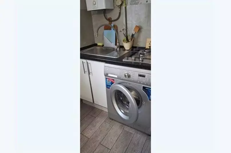 1-к кв. Крым, Алушта ул. Владимира Хромых, 21 (18.0 м) - Фото 1