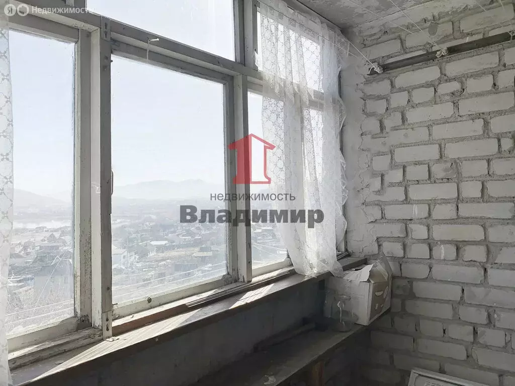 2-комнатная квартира: Находка, улица Пугачёва, 1А (46 м) - Фото 1