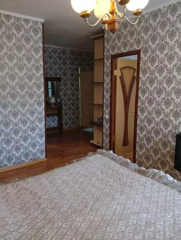 2-к кв. Башкортостан, Благовещенск ул. Комарова, 21 (66.0 м) - Фото 0