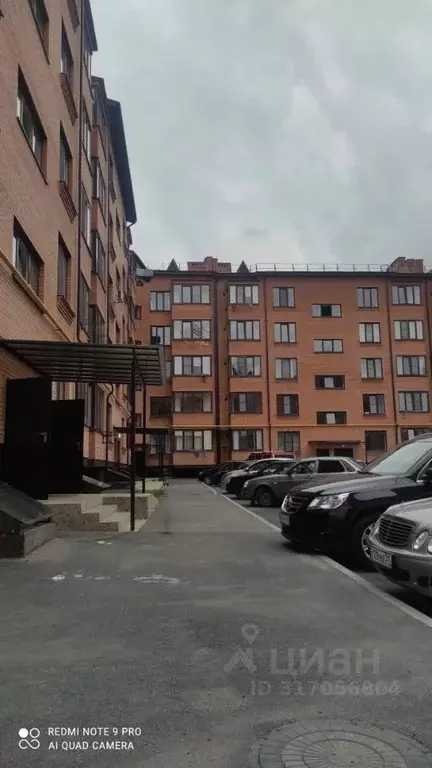 3-к кв. Северная Осетия, Владикавказ ул. Билара Кабалоева, 12 (87.0 м) - Фото 0