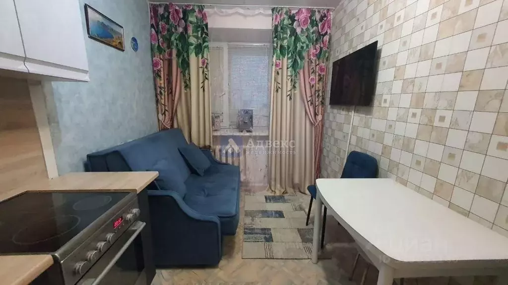 2-к кв. Тюменская область, Тюмень Холодильная ул., 14 (47.0 м) - Фото 0