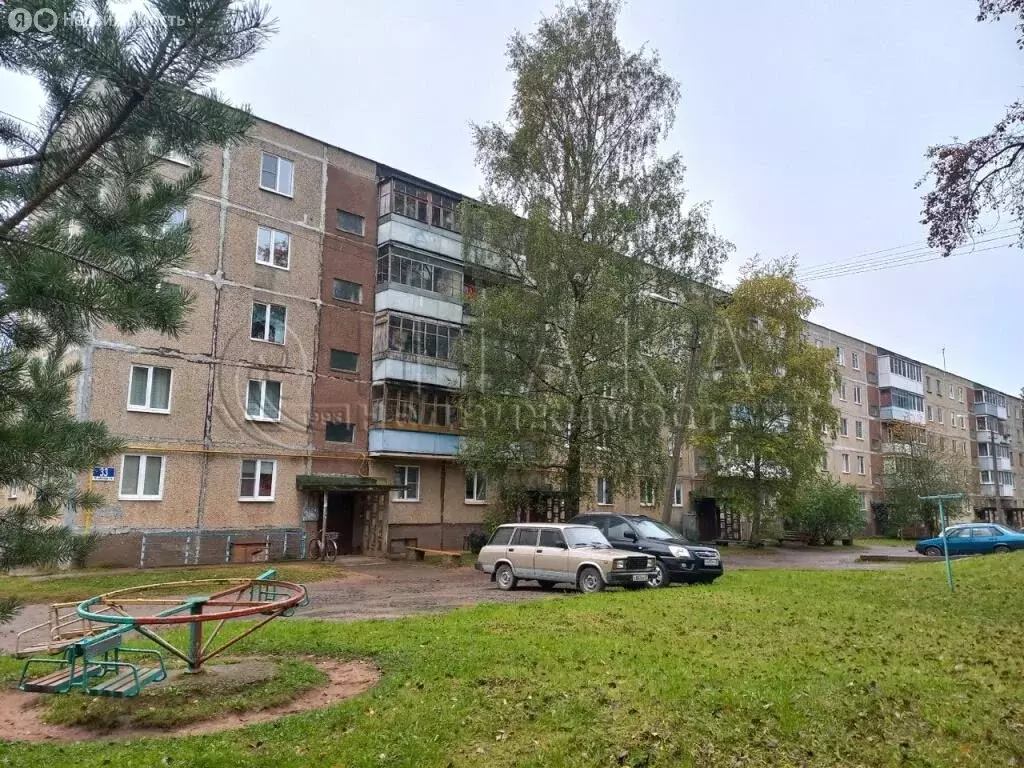 2-комнатная квартира: Бокситогорский район, Пикалёво, 6-й микрорайон, ... - Фото 1