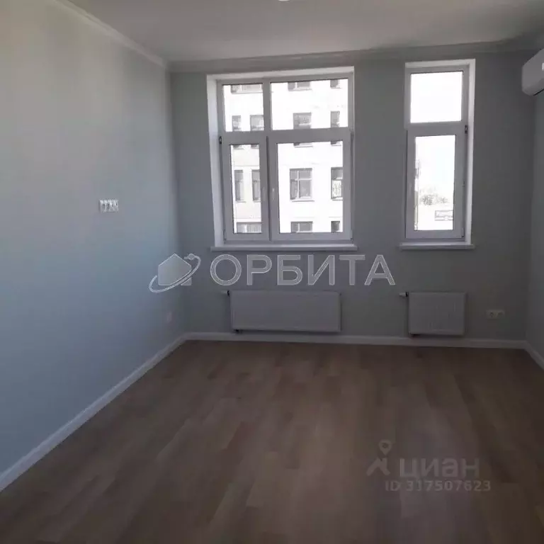 2-к кв. Тюменская область, Тюмень ул. Тимофея Чаркова, 91 (64.0 м) - Фото 1