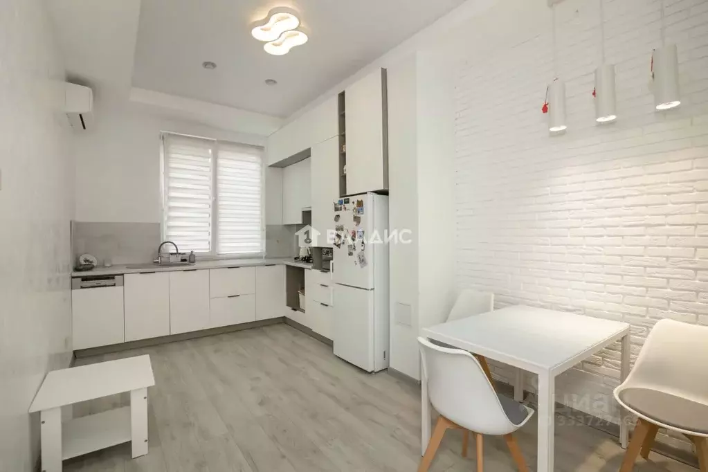 1-к кв. Севастополь ул. Челнокова, 17к1 (44.9 м) - Фото 1