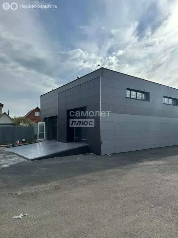 Помещение свободного назначения (1350 м) - Фото 1