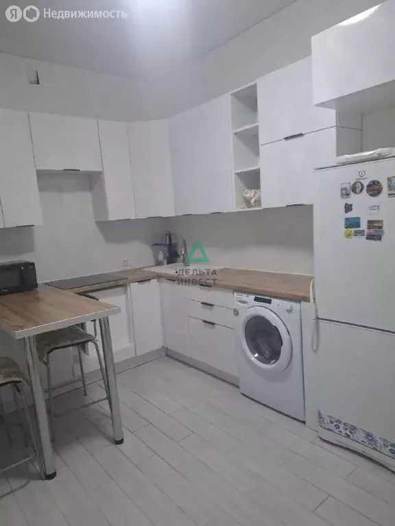 3-комнатная квартира: Уфа, улица Геологов, 53 (70 м) - Фото 1