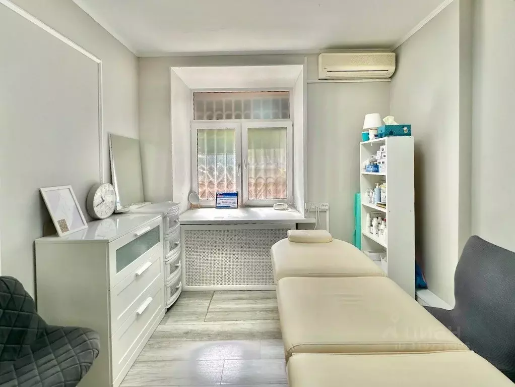Офис в Московская область, Жуковский ул. Чкалова, 21 (78 м) - Фото 1