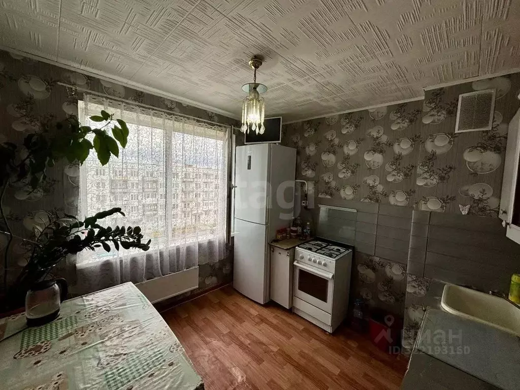 2-к кв. Псковская область, Остров Коммунистическая ул., 3 (49.2 м) - Фото 1