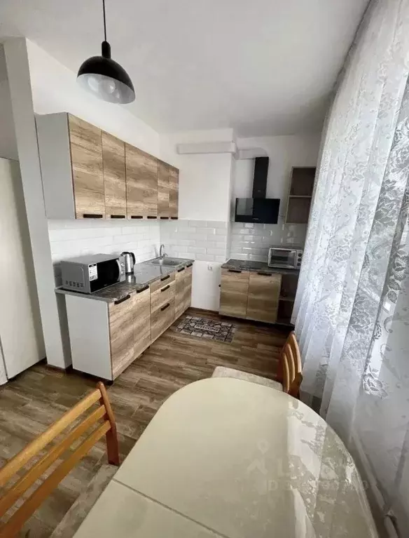 1-к кв. Крым, Феодосия ул. Крымская, 88 (50.0 м) - Фото 1