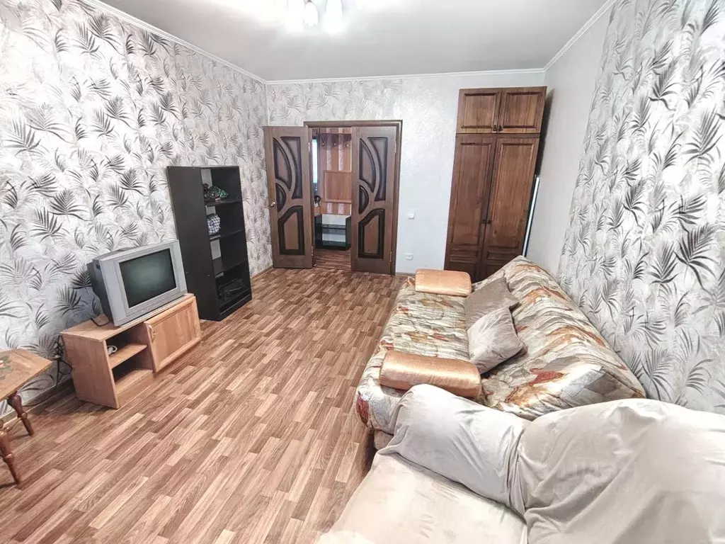 3-к кв. Брянская область, Брянск ул. Романа Брянского, 4 (67.0 м) - Фото 2