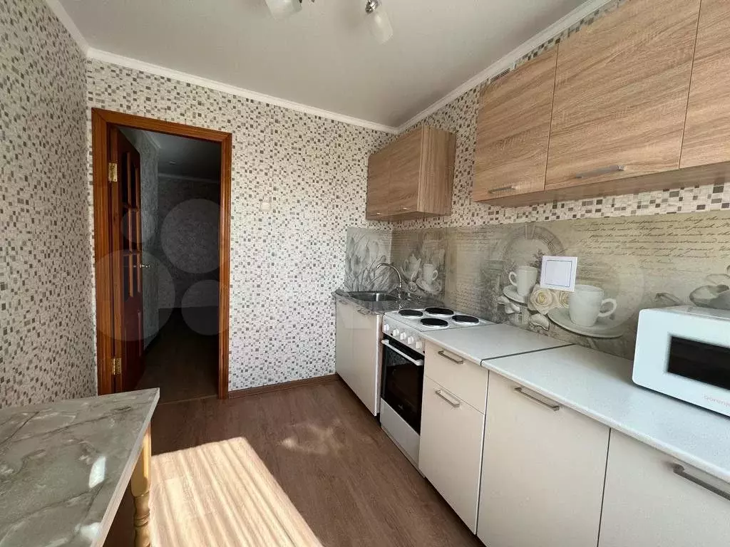 1-к. квартира, 40 м, 4/9 эт. - Фото 1