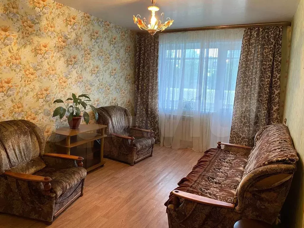 2-к. квартира, 45 м, 1/3 эт. - Фото 0
