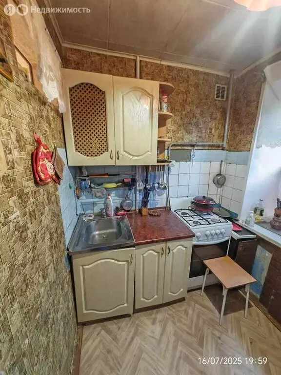 4-комнатная квартира: Новочебоксарск, Комсомольская улица, 11 (74.5 м) - Фото 1