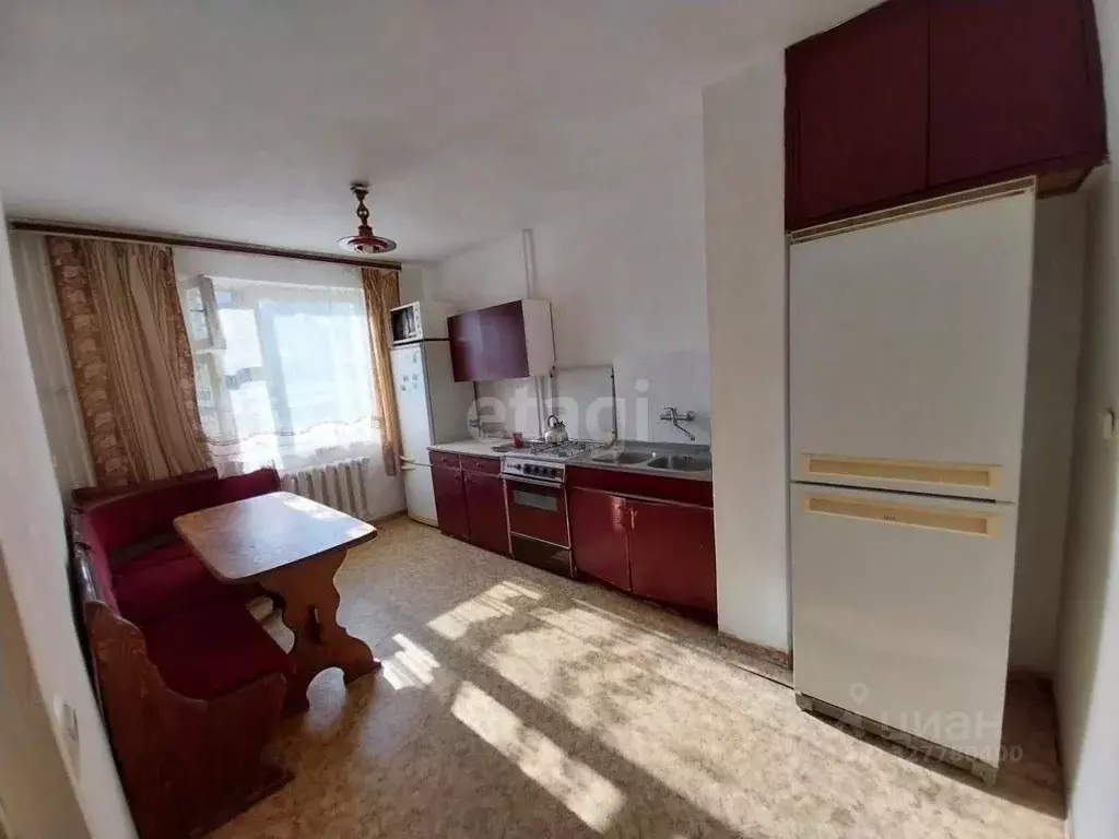 4-к кв. Калужская область, Бабынинский муниципальный округ, Воротынск ... - Фото 1