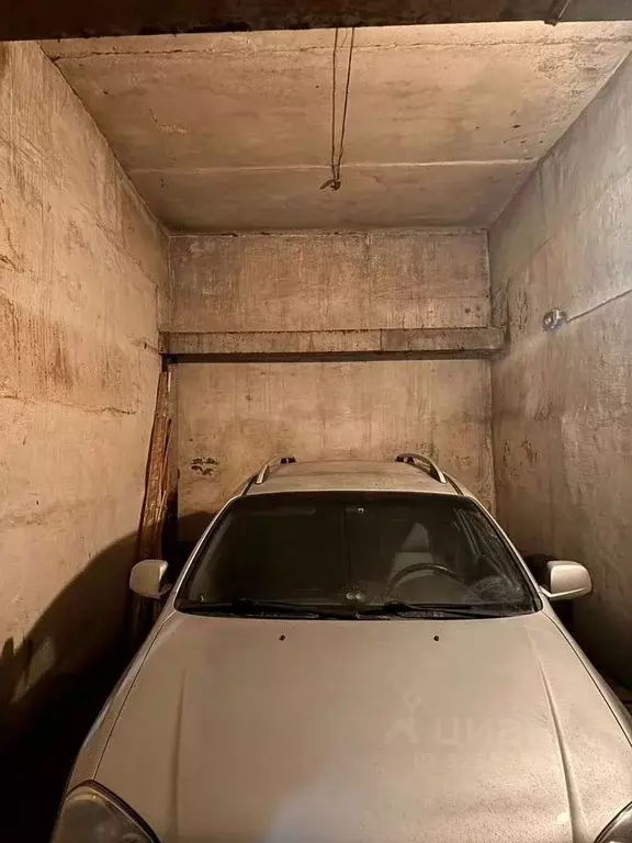 Гараж в Свердловская область, Нижний Тагил ул. Захарова, 11 (18 м) - Фото 1