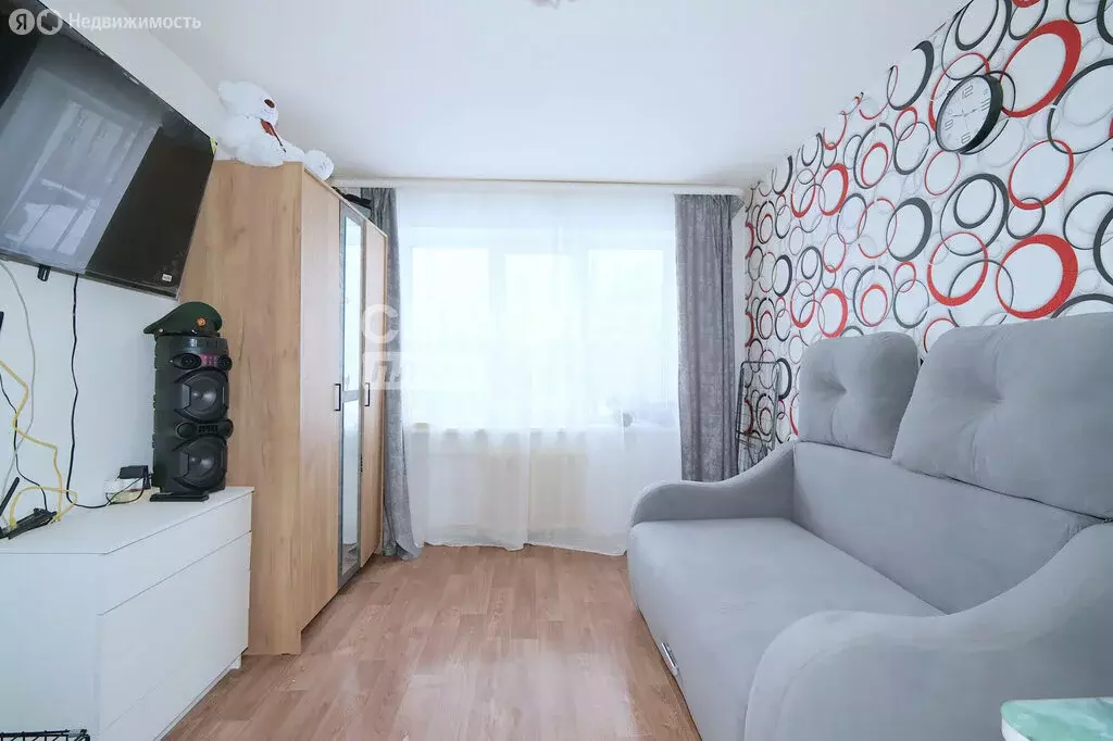 Квартира-студия: Кемерово, улица Сибиряков-Гвардейцев, 19 (16.4 м) - Фото 2