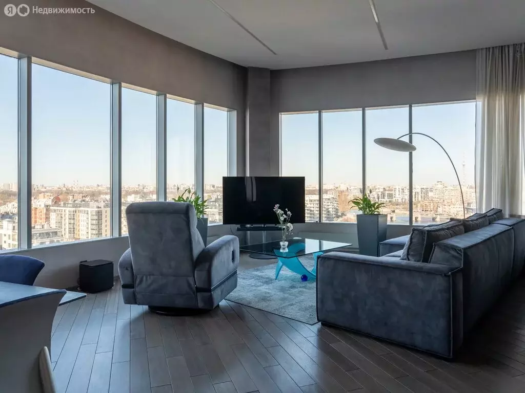 5-комнатная квартира: Санкт-Петербург, Пионерская улица, 50 (197.6 м) - Фото 1