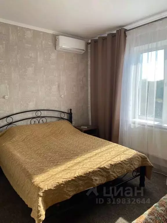 Комната Крым, Черноморское пгт ул. Революции, 27 - Фото 0
