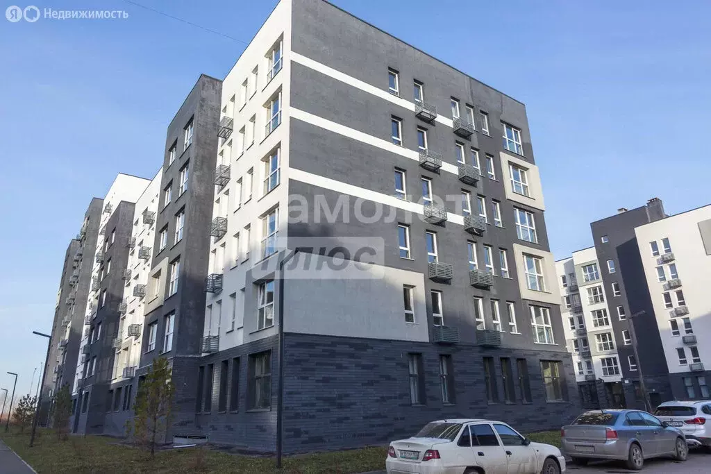 3-комнатная квартира: Уфа, улица Ивана Спатара, 18 (71 м) - Фото 2