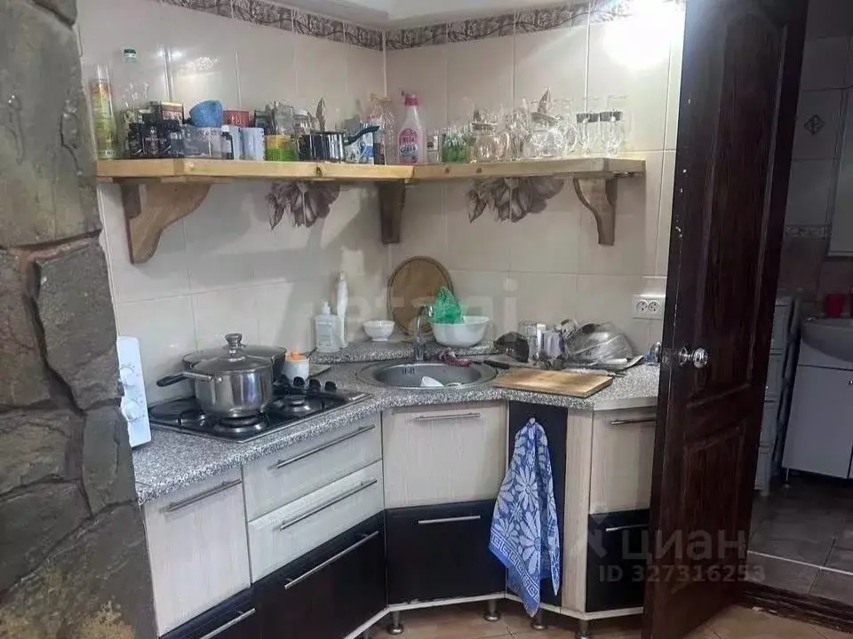 Дом в Крым, Ленинский район, с. Семисотка ул. Сергиенко, 22 (77 м) - Фото 1