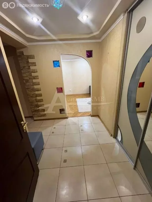 3-комнатная квартира: Кисловодск, улица Калинина, 8В (83 м) - Фото 1