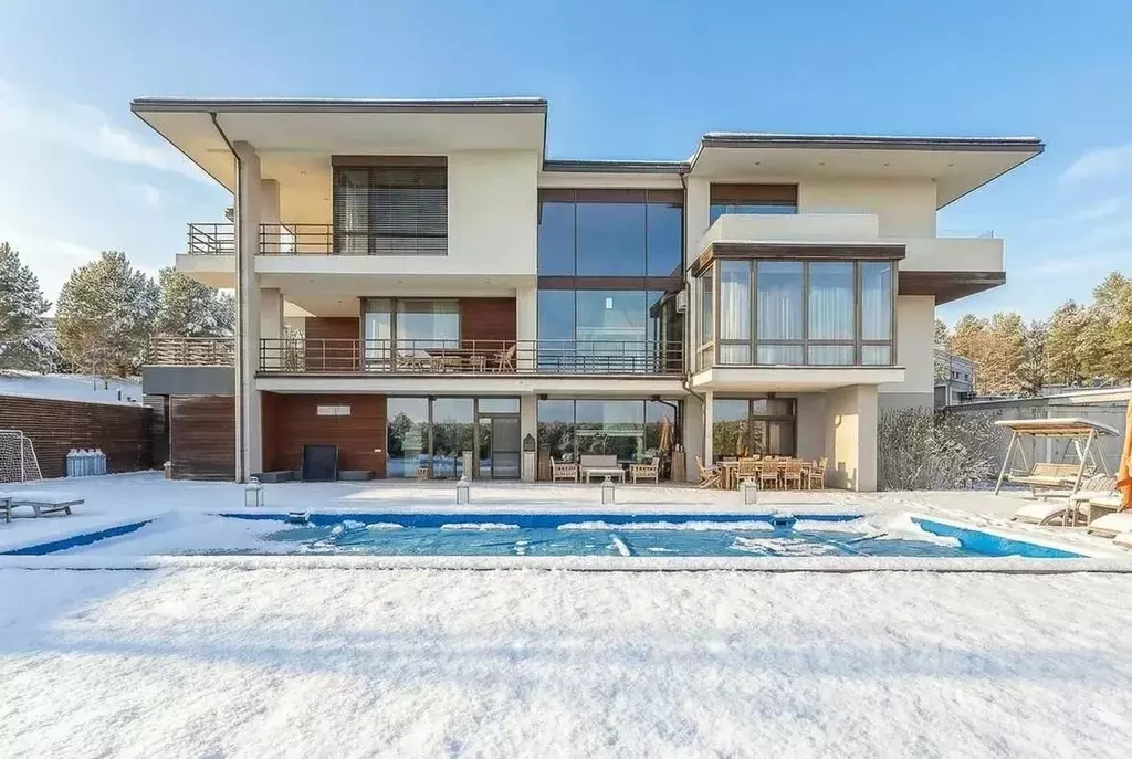 Коттедж в Московская область, Красногорск городской округ, д. ... - Фото 1