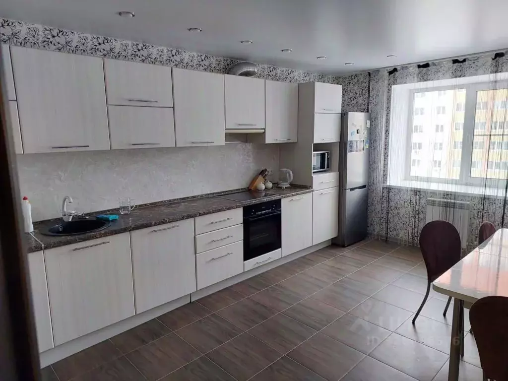 3-к кв. Алтайский край, Барнаул Лазурная ул., 56 (103.6 м) - Фото 1