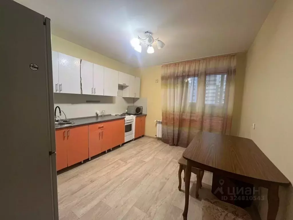 2-к кв. Татарстан, Казань ул. Зилантовская, 20 (60.0 м) - Фото 2