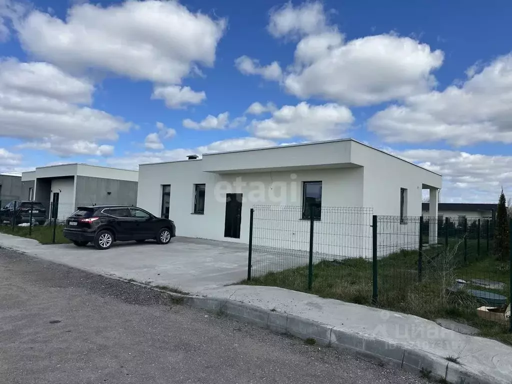 Дом в Калининградская область, Гурьевский муниципальный округ, пос. ... - Фото 1