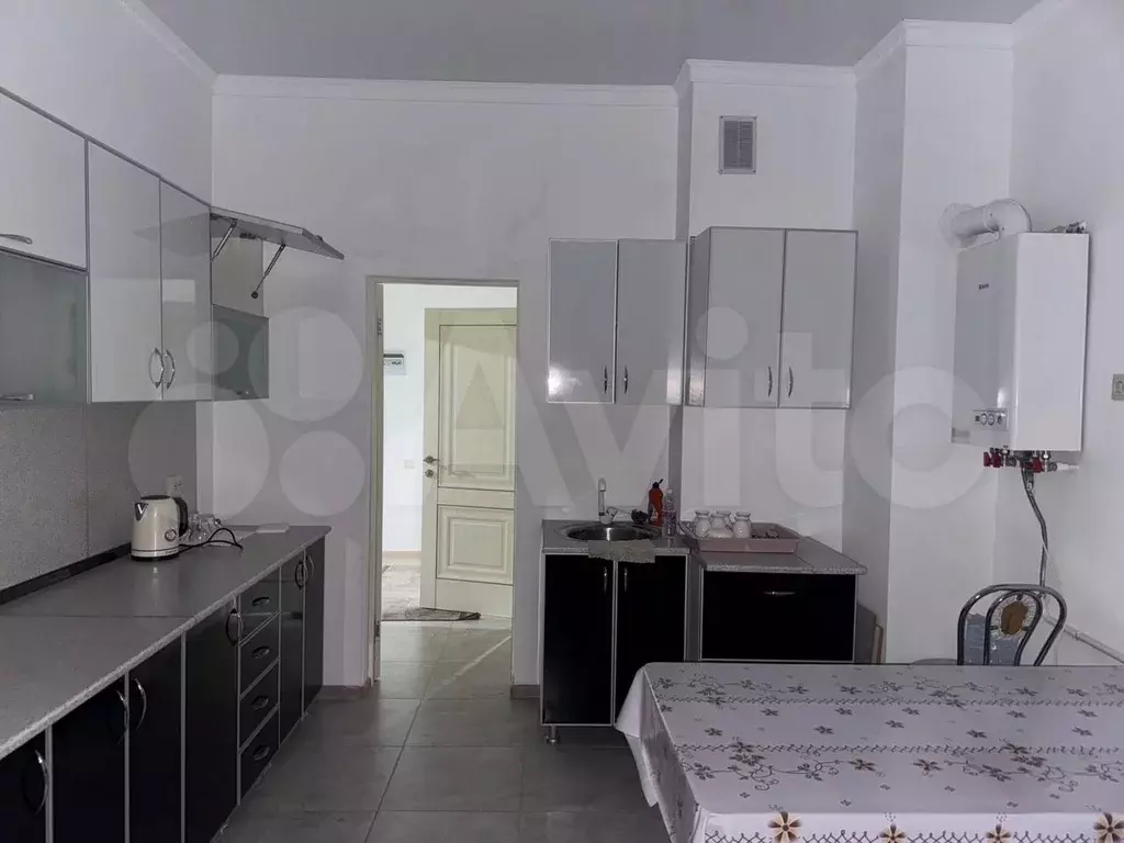 2-к. квартира, 72 м, 4/6 эт. - Фото 0