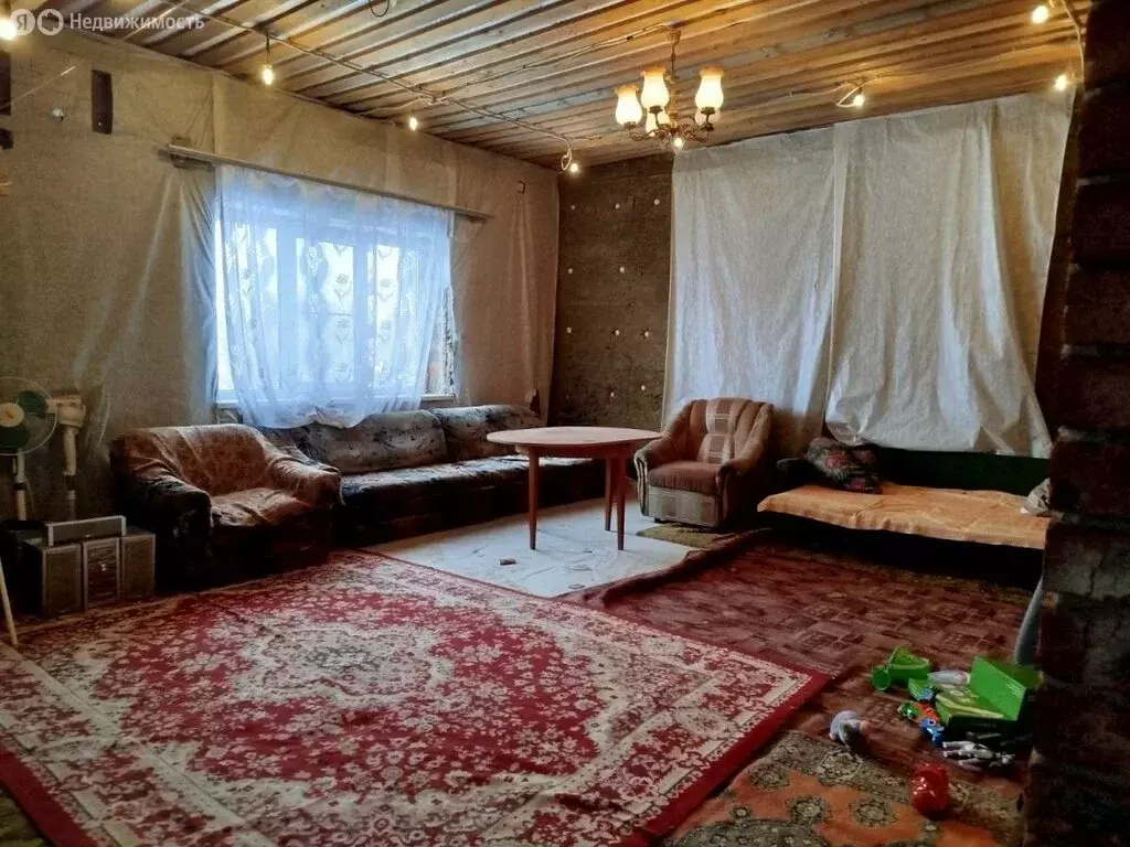 Дом в Каменск-Шахтинский, Рабочая улица (262.1 м) - Фото 1