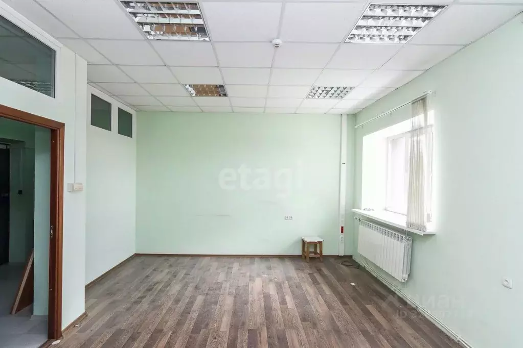 Помещение свободного назначения в Ханты-Мансийский АО, Сургут Югорская ... - Фото 1