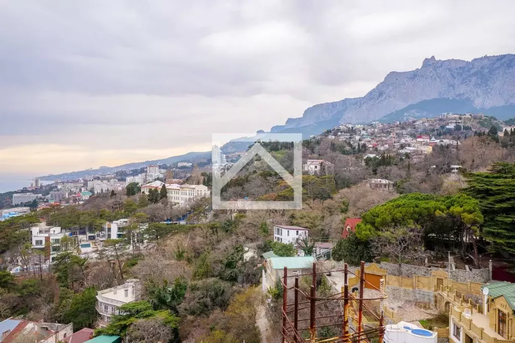 Участок в Крым, Ялта городской округ, Гаспра пгт ш. Севастопольское ... - Фото 1