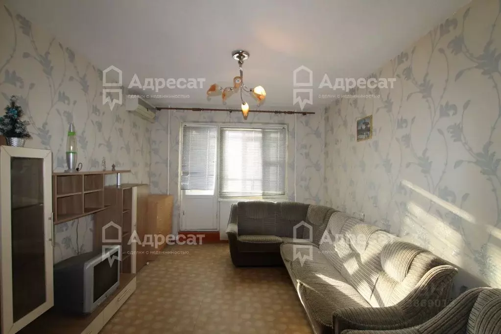 1-к кв. Волгоградская область, Волгоград Семь Ветров мкр, ул. ... - Фото 1