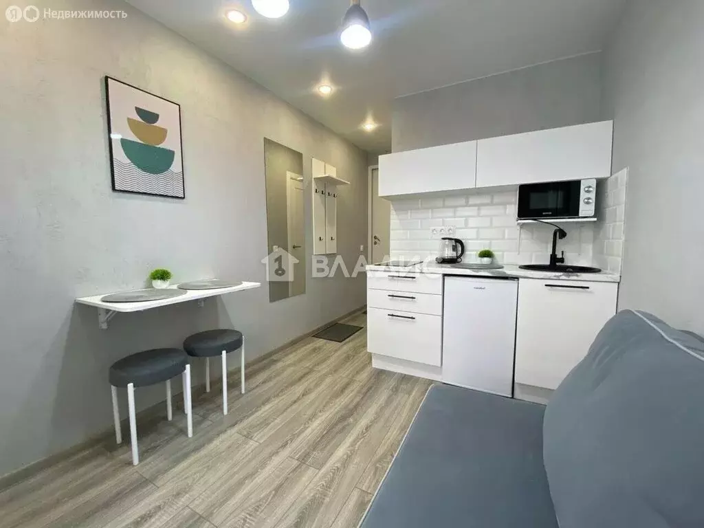 4-комнатная квартира: Москва, Клинская улица, 9 (58 м) - Фото 1