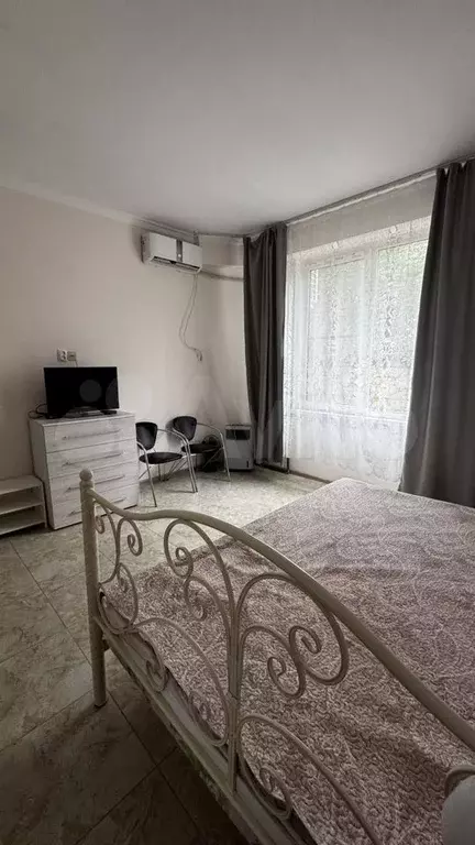1-к. квартира, 40 м, 1/4 эт. - Фото 0