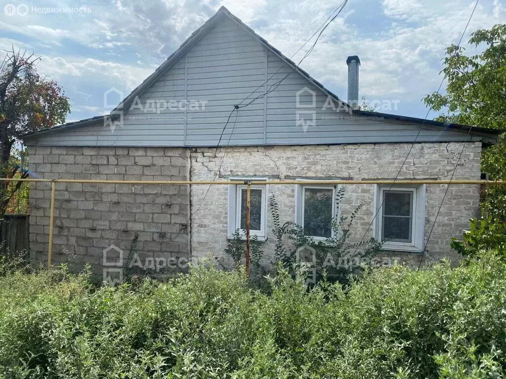 Дом в Волгоградская область, рабочий посёлок Средняя Ахтуба, Советская ... - Фото 1